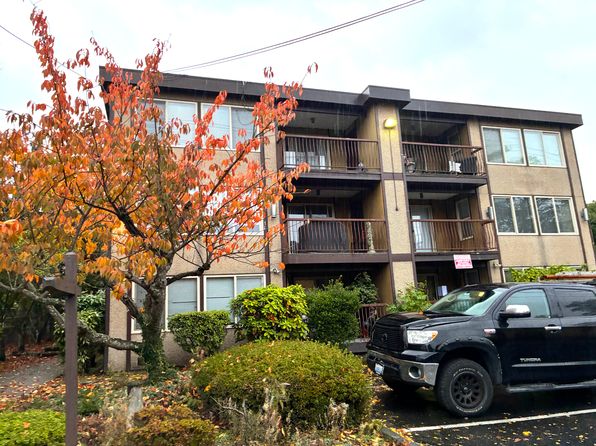 15238 10th Ave SW #4