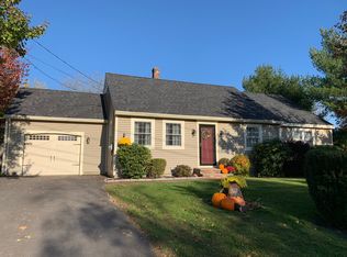 96 Laurel Cir, Bangor, ME 04401