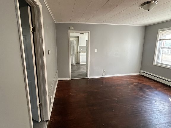 5th image of 18 South St Floor 1