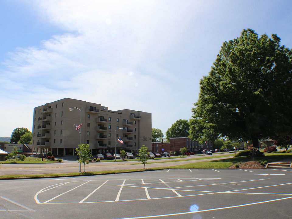 1st image of 1585 Fort Henry Dr