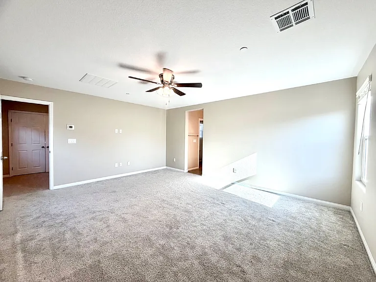 5039 Tranquil View St — Photo 21