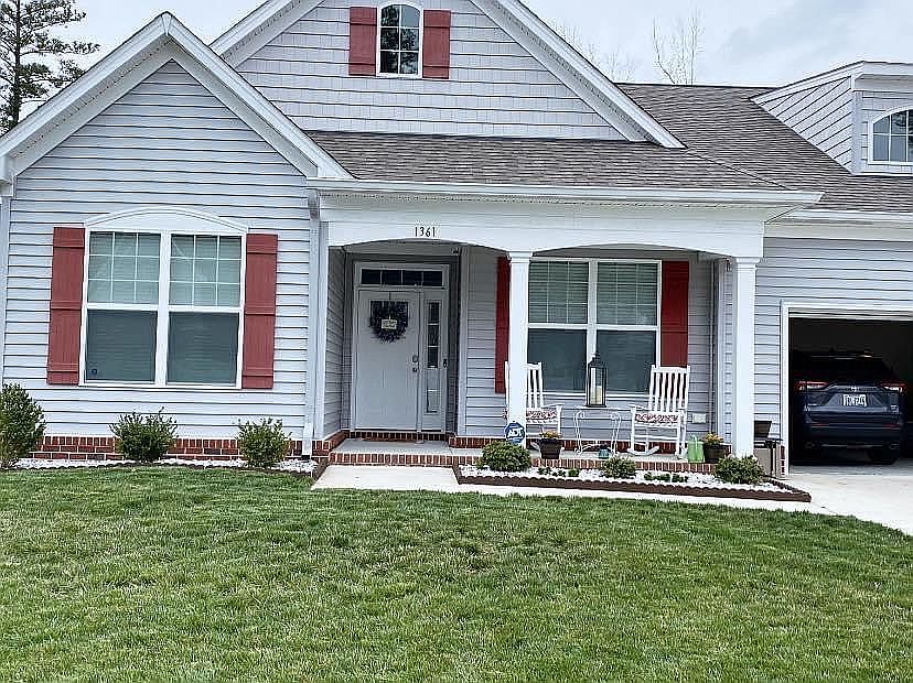 1st image of 1361 Auburn Hill Dr