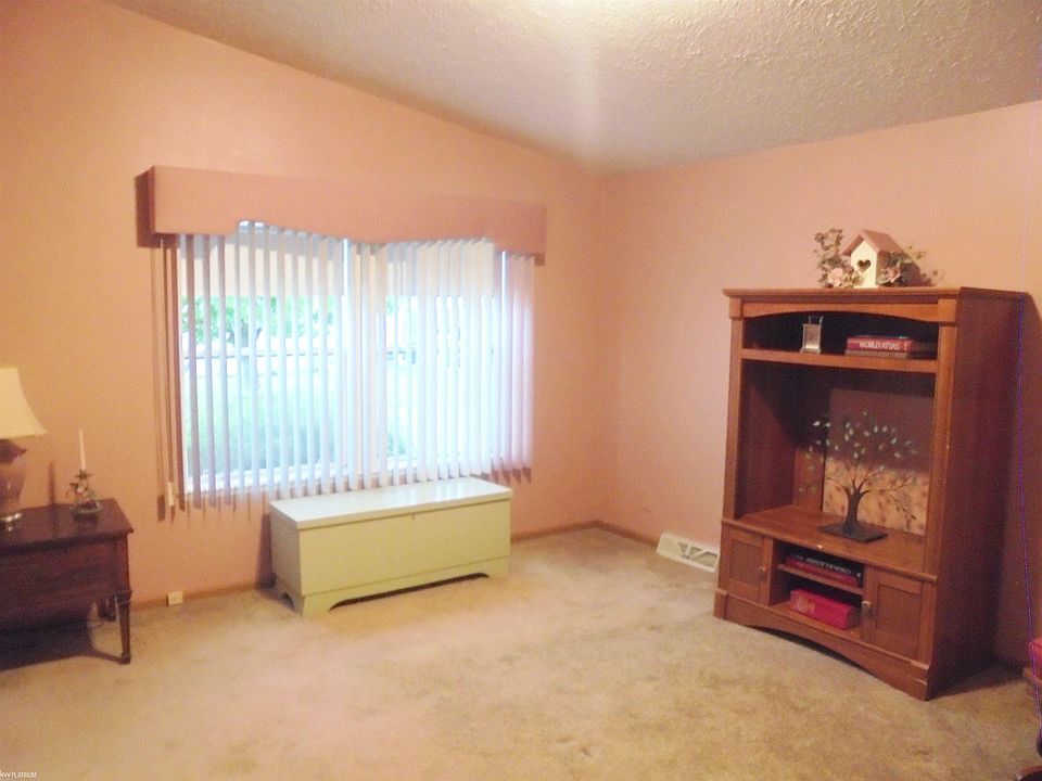 536 Swan Creek Ct, photo 15