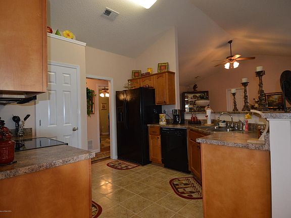 2nd image of 7102 Willow Point Dr