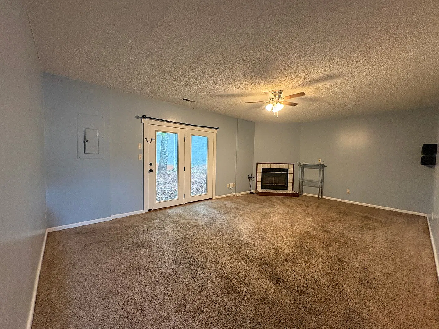 Townhouse off Cottontown Rd! Close to 501 and 221! — Photo 3
