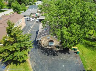 308 E 55th St, Westmont, IL