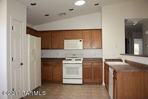 3rd image of 5338 S Newcastle Ct