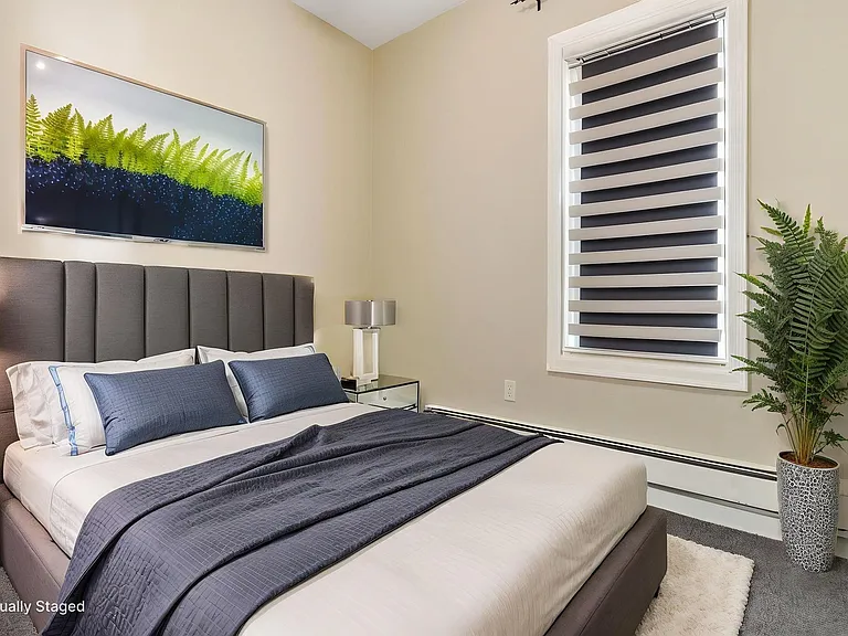 470 Mallory Ave #2 — Photo 5