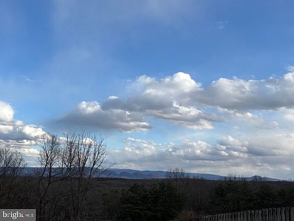 4th image of 1375 Fried Meat Ridge Rd