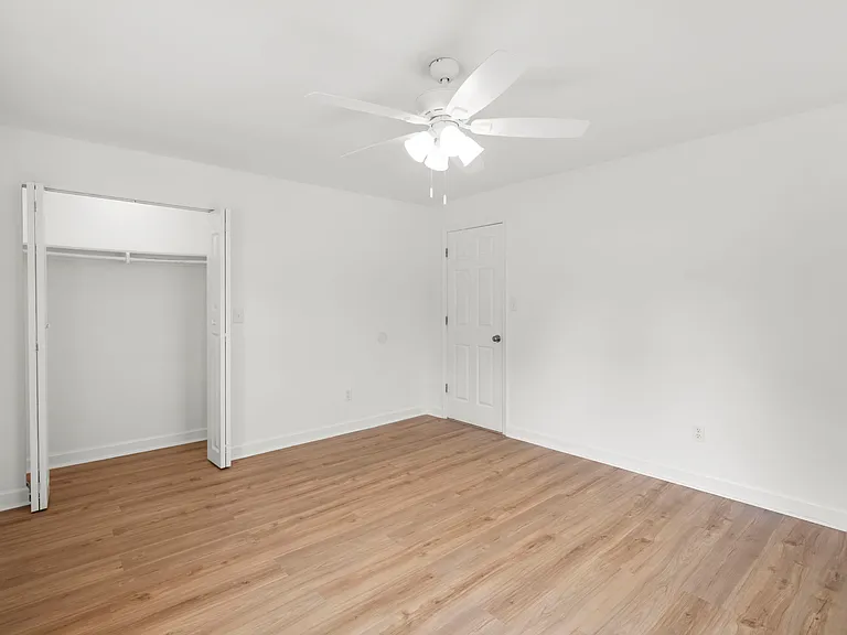 138 Maryland Park Dr — Photo 21
