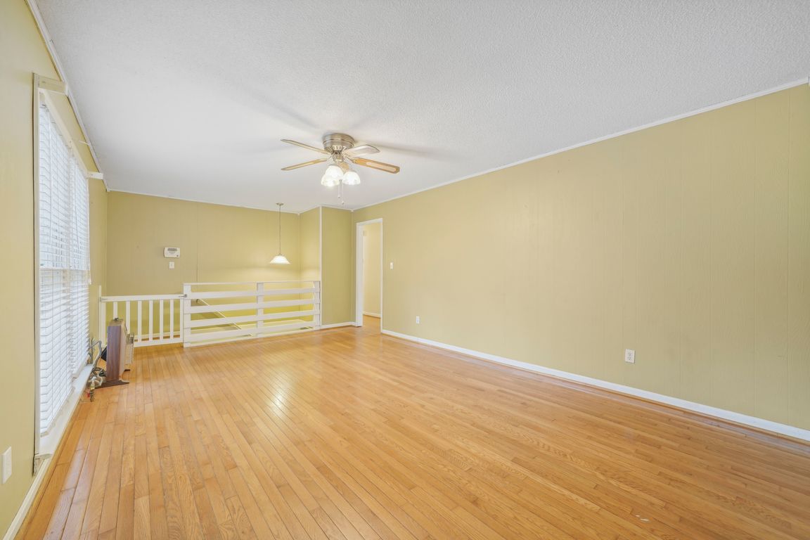 Westridge Dr-010.jpg