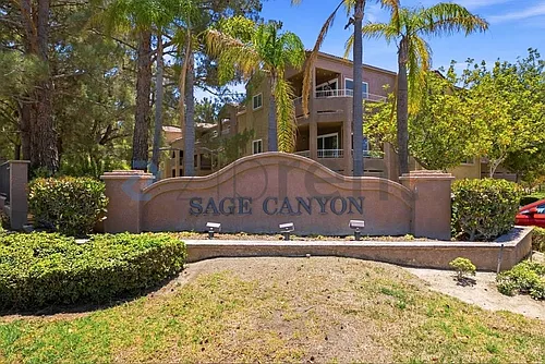 2275 Del Mar Way Photo 1