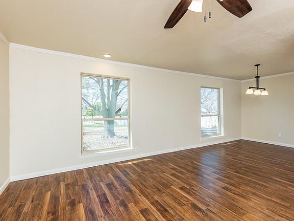 5th image of 3821 Wedgway Dr