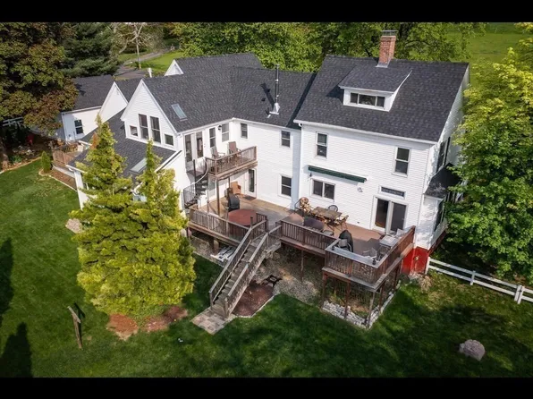 181 East St, Easthampton, MA 01027