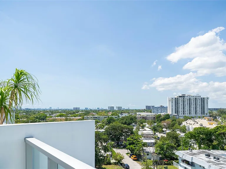 13800 Highland Dr #Penthouse 4 — Photo 30