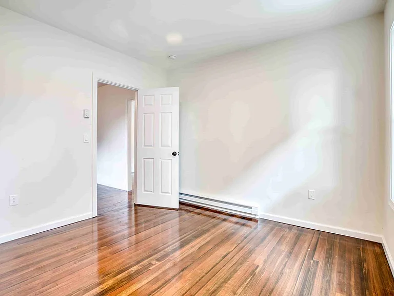 49-51 Kibbe St #101 — Photo 20