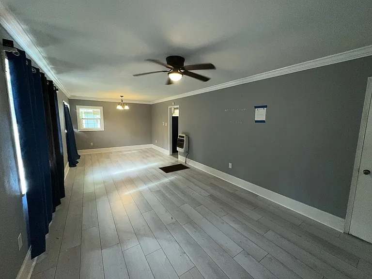 3030 Oak Forest Dr — Photo 3