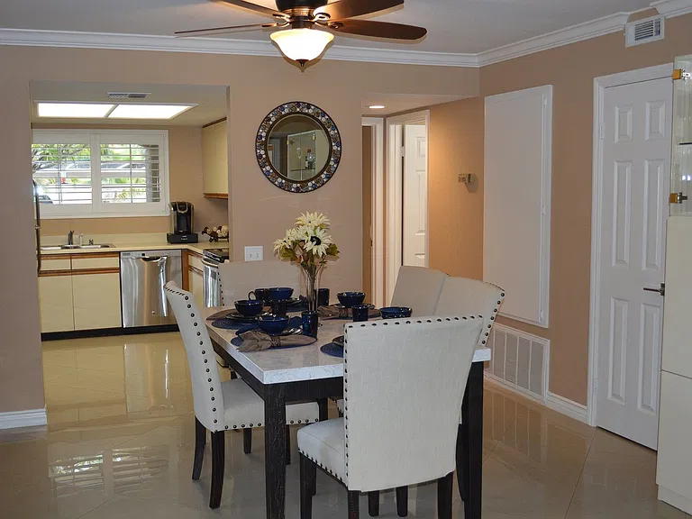 2700 E Mesquite Ave #E31 — Photo 5