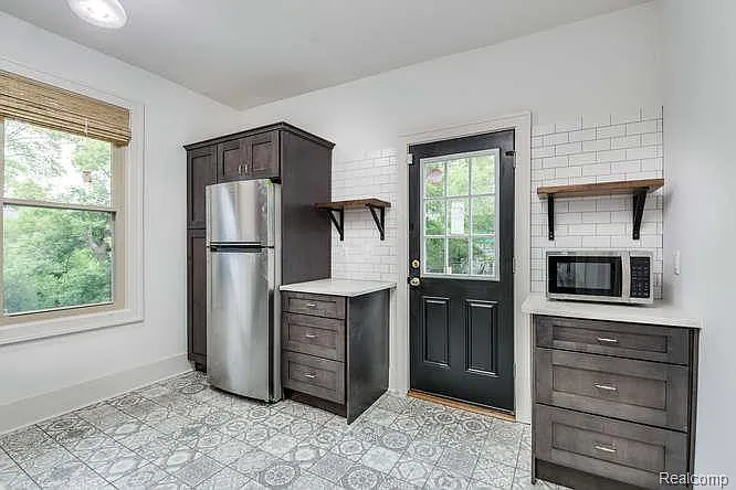 7918 E Lafayette St #4 — Photo 10