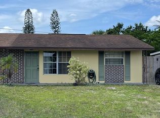 2280 NE Rustic Way, Jensen Beach, FL 34957