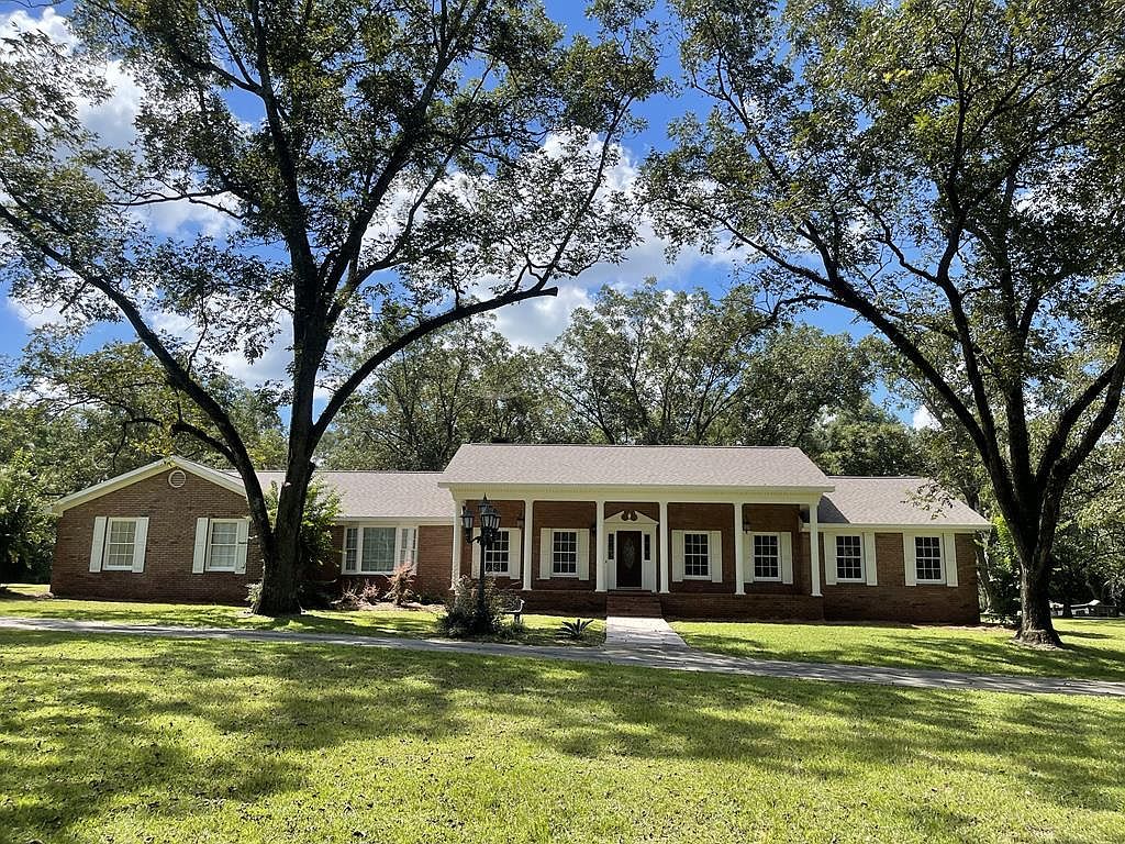 114 Leslie Rd, Coffee Springs, AL 36318 Zillow
