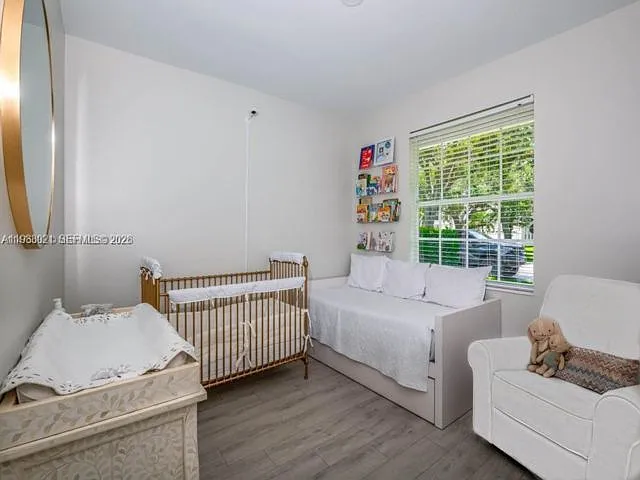 8325 NW 161st Ter — Photo 5
