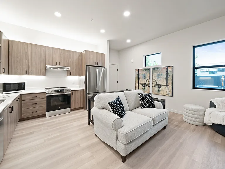 7044 SW Gonzaga St #102 — Photo 3