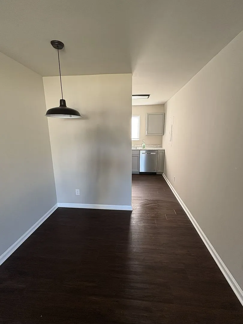 Park Village Apartments — Photo 3