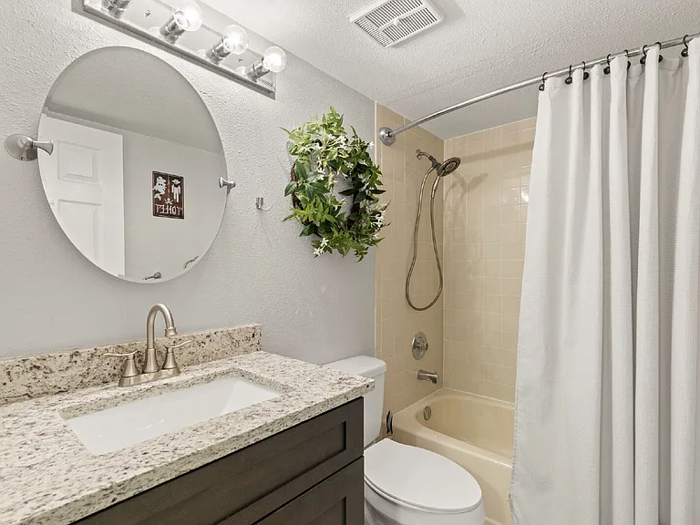 5817 Park St N #406 — Photo 5