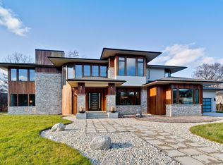 1300 Edgewood Ln, Northbrook, IL 60062