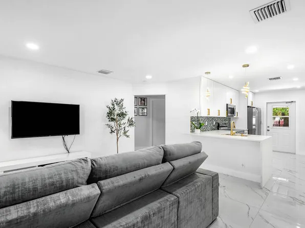 3837 NE 16th Terrace, Pompano Beach, FL 33064