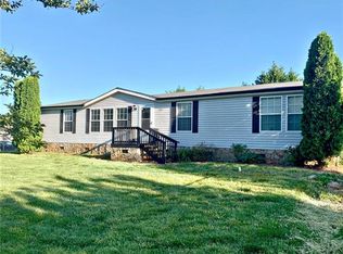 1105 Smyre Farm Rd, Newton, NC 28658