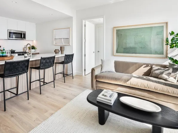 23-15 44th Road image 3 of 24