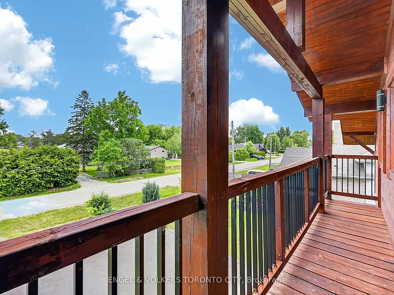 774 Churchill Ln — Photo 29
