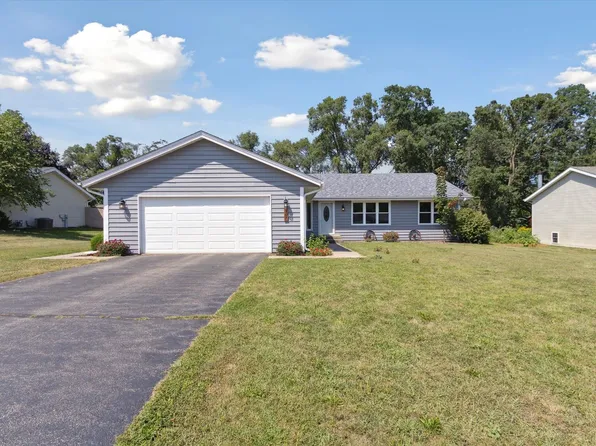 307 Countryside Dr, Rockton, IL 61072