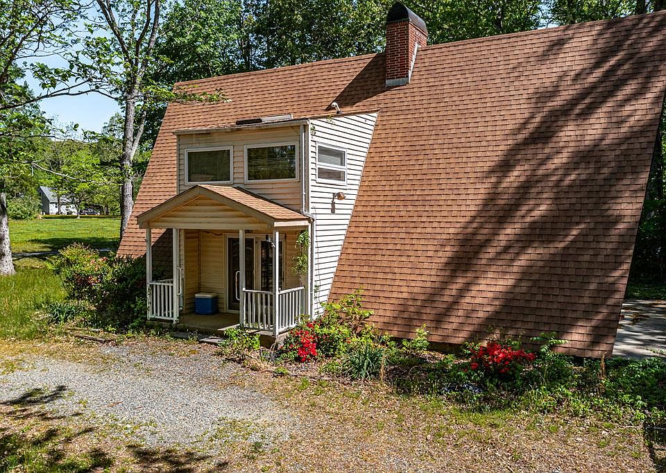1st image of 680 River View Rd