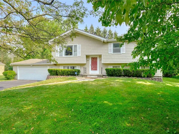 1260 Wall Rd, Webster, NY 14580