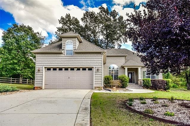 1st image of 153 Dublin Ct