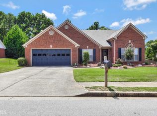 925 Rafington Dr, Lawrenceville, GA 30046