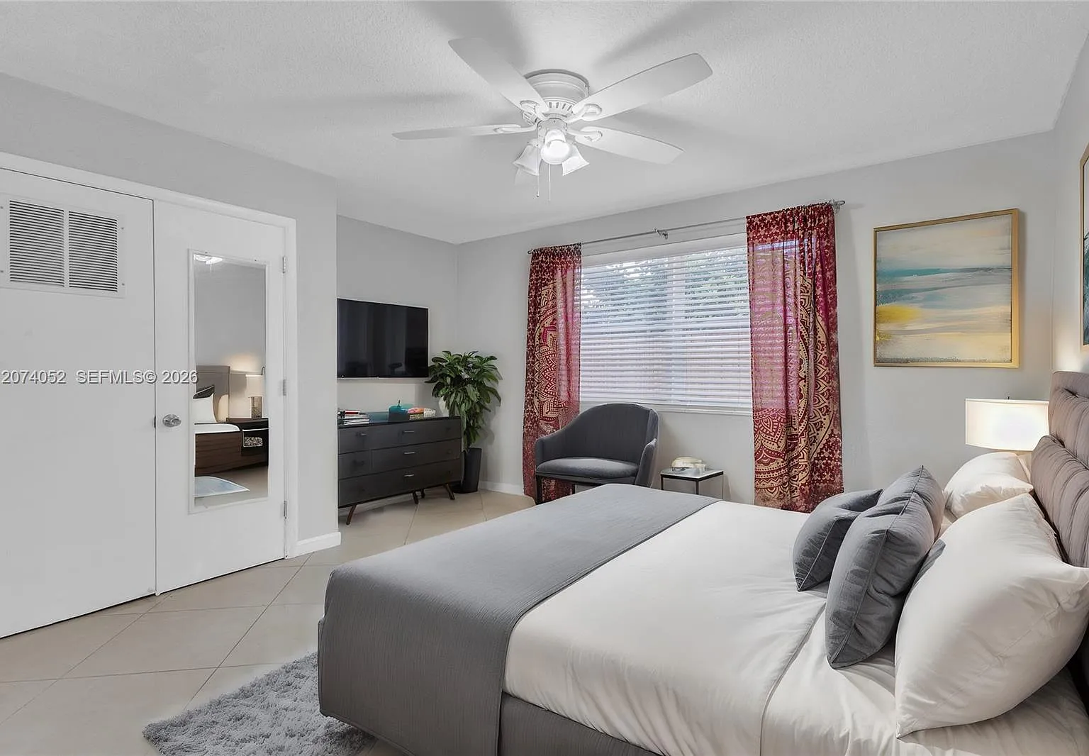 Doria Condo — Photo 2