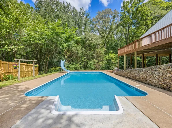 190 Geren Dr NE, Cleveland, TN 37323