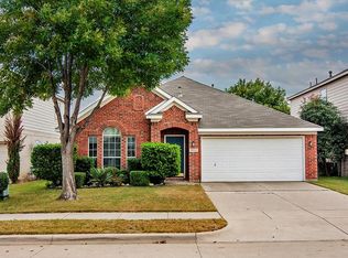 10012 Chadbourne Rd, Fort Worth, TX 76244