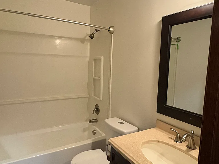 5920 S Hood Ave #3 — Photo 8