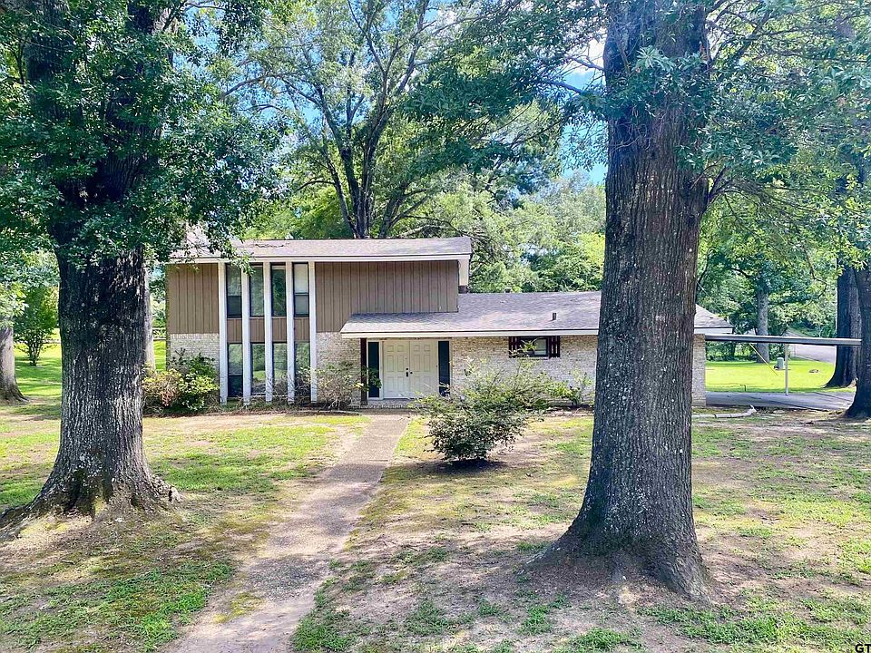 1st image of 1101 Holly Hill Ln