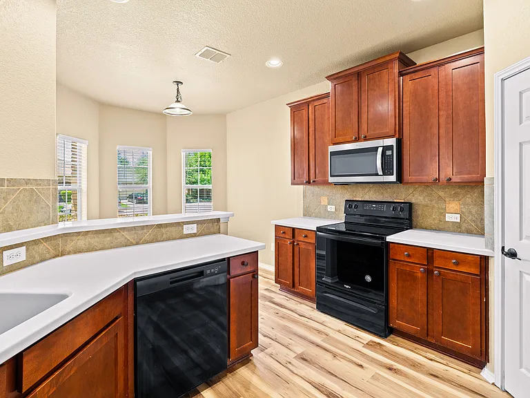 9911 Rostock Ln — Photo 12