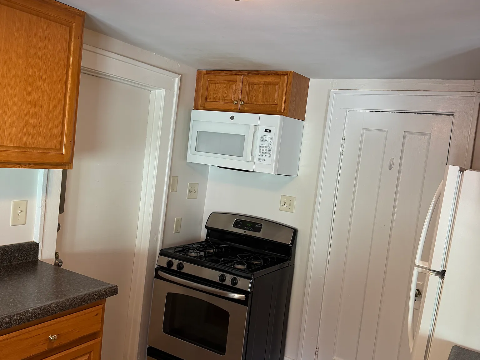3 bed, 1250 sqft, $1,700 — Photo 4