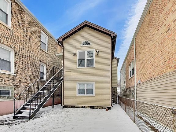 2nd image of 3324 S May St