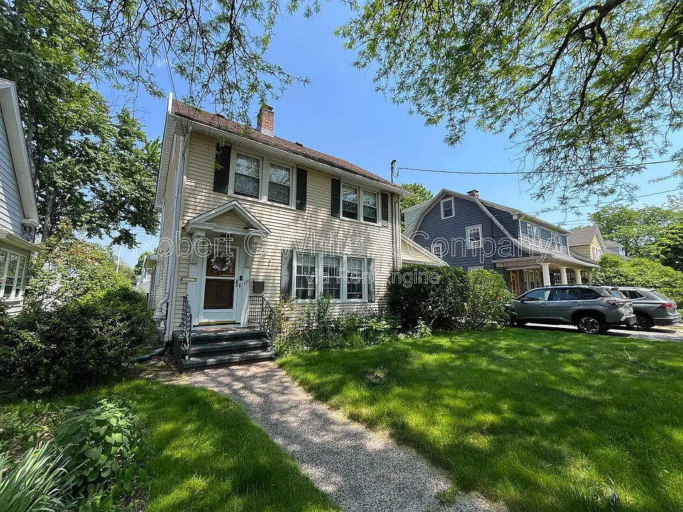 109 Ardmore St