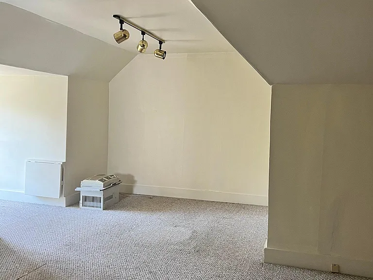 318 S Franklin St — Photo 17