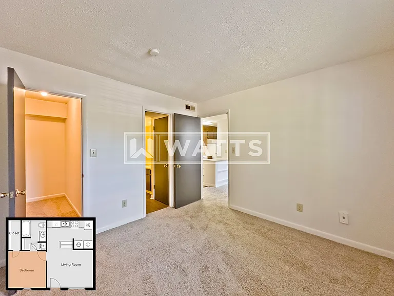 Ashley Court Apartments — Photo 13